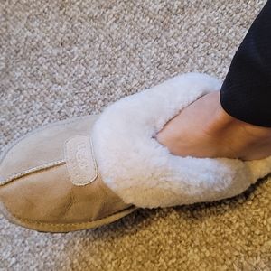 UGG slip on shoes